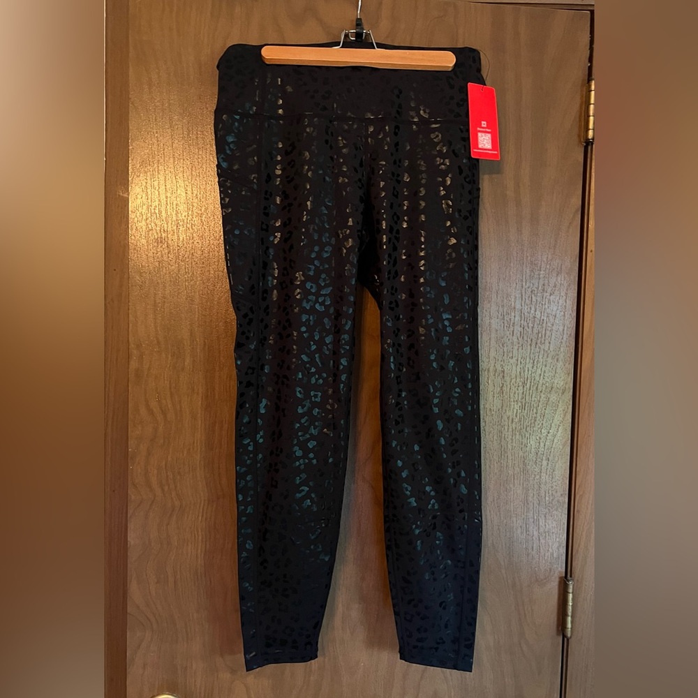 Black leopard leggings BNWT